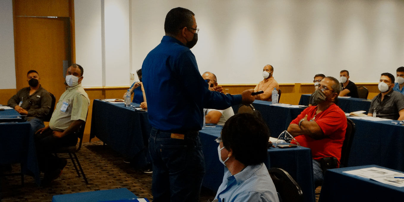 CCEEA o cea tiene la más amplia selección de cursos, los mejores planes de estudio y los mejores instructores.